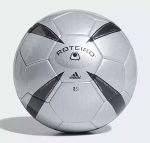 Nuovo pallone ADIDAS ROTIRO Euro Cup 2004 Portogallo Match Ball taglia 5 - Foto 1 di 3