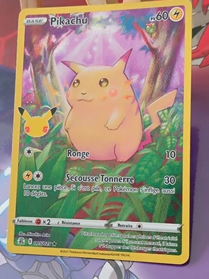 Pikachu 005/025 2021 Carte Pokémon jcc Holo Full Art Reverse 25em Anniversaire  - Photo 1/3