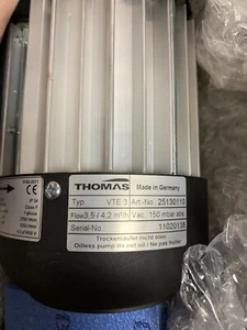 Thomas Picolino VTE 3 Rotary Vane Vacuum Pump VTE 3 Picolino - 4,2 m³ / h max - Picture 1 of 2