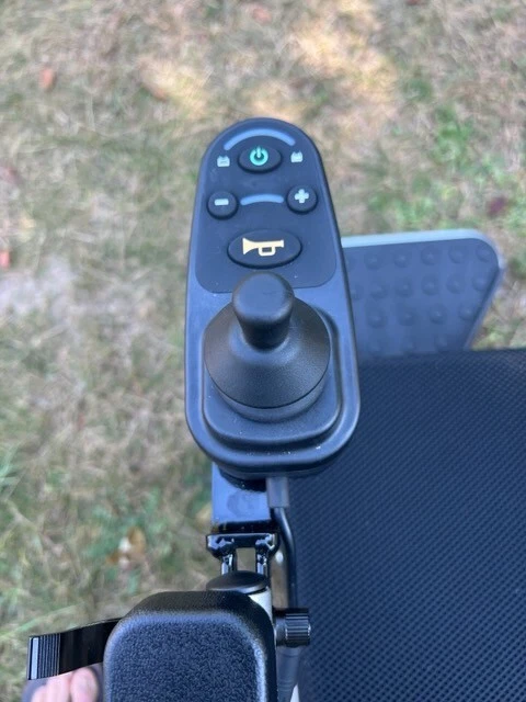 Freedom Chair, Power Chair Joystick Control ¡Disponible ahora! Foto 1 de 1