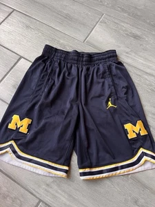 Nike Michigan Wolverines Replica Basketball Shorts - Navy Men’s Medium $60 - Picture 1 of 6