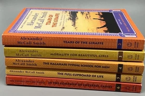 The No. 1 Ladies' Detective Agency Alexander McCall Smith Books 2, 3, 4, 5 , 6 - Foto 1 di 3