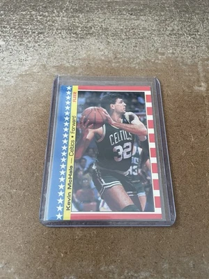 1987-88 Fleer #5 Kevin McHale EX/EX-MT - Image 1 of 2