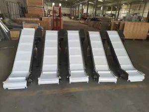 Customized Plastic Chain Conveyor Inclined Food bag Belting Lifting Machine - Picture 1 of 12