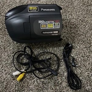 Panasonic Palmsight Palmcorder VHS-C 150x Zoom PV-L501D - Picture 1 of 6