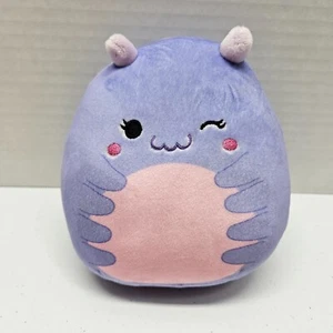 Squishmallow 5 Zoll KAMILI DAS TIEFSEESCHWEIN - superweicher Sealife Squad lila Plüsch - Bild 1 von 4