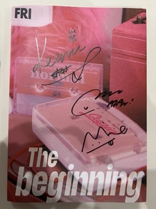 Álbum firmado autografiado por Cupido Fifty Fifty [The Beginning] versión rosa - Imagen 1 de 3