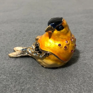 "Caja de baratija esmaltada con joyas de pájaro pinzón dorado con tapa magnética 2,5"" L" - Imagen 1 de 10