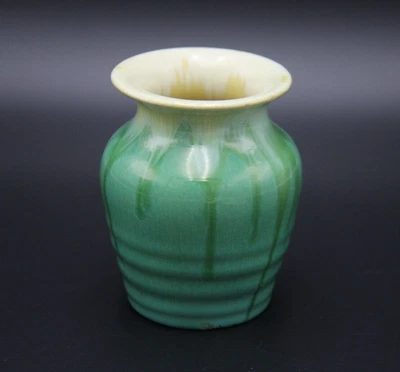 1941-1955 REMUED Pottery Later Series Green Drip Glaze Vase 19 - Image 1 of 4