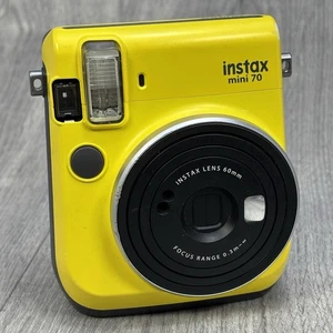 Fujifilm Instax Mini 70 analoge Sofortbildkamera in Canary Yellow Limited Edition - Bild 1 von 18