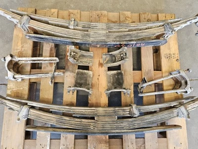 Б/У ПАРА ЗАДНИХ 07 SIERRA 3500 КАБИНА/ШАССИ 6+4 ЛИСТОВЫЕ ПРУЖИНЫ 15063186 Доставка Los Ang - Изображение 1 из 4