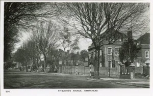 REAL PHOTO POSTCARD OF FITZJOHN'S AVENUE, HAMPSTEAD, (NEAR WEMBLEY) MIDDLESEX - Foto 1 di 2