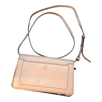 Bolso sin asas Marc Jacobs Empire City bandolera cuero granulado tostado 8X4.5 Foto 1 de 4