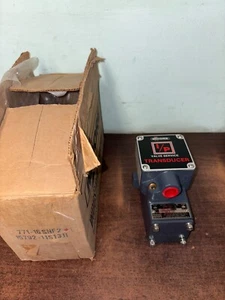 NEW SIEMENS MOORE INDUSTRIAL CONTROLS 771-16SNF2 I/P TRANSDUCER. S10 - Picture 1 of 7