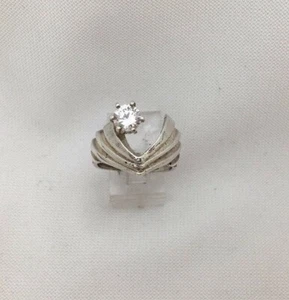Sterling Silver .925 Chevron Style Top 5.5mm Cz Ring Size 5 1/2 - Picture 1 of 11