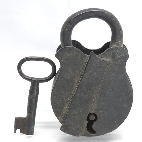 Hand Forged Padlock, Wrought Iron, Possible Reproduction, with Key, collectible Cover