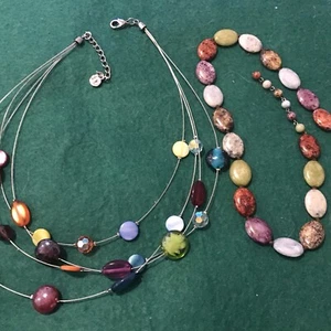 Two Lovely Necklaces With Polished Stones And A Bracelet Including 2x IKITA - Picture 1 of 23