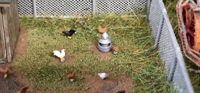 O Gauge farm poultry feeders X4 3d printed for chicken geese Etc . painted - Image 1 of 3
