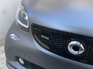 Logo Scritta Anteriore Smart Brabus 453 Fortwo e Forfour - Foto 1 di 2
