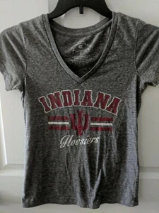 Women's Indiana Hoosiers NCAA Short Sleeve Grey V-Neck Colosseum T-Shirt Sz. S - Picture 1 of 6