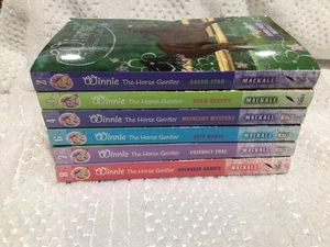 Winnie The Horse Gentler Volumes 2-3-4-6-7-8 Paper Back Books - Foto 1 di 2