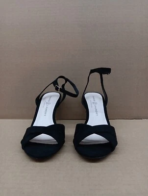 Sandalia de micro gamuza con tacón Rosita Chinese Laundry para mujer - negra - talla 9 de EE. UU. Foto 1 de 4