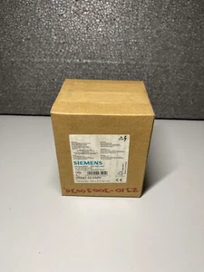 SIEMENS 3TD4102-2AP0 Reversible Starter AC 3/5.5kW 400V Siemens 3TD41 - Picture 1 of 3