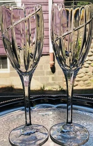 1980’s Mikasa Uptown Wine Glass Swirl Vertical Line Stemware Crystal Set Of 2 - Picture 1 of 8