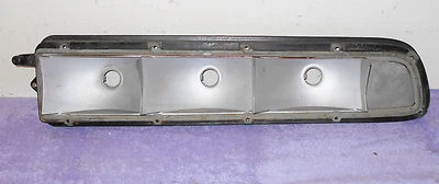 Cougar 1970 techo rígido convertible XR7 eliminador original carcasa de luz trasera derecha Foto 1 de 4