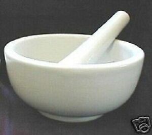 BRAND NEW WHITE PORCELAIN MORTAR AND PESTLE,  SHIPS FAST FROM USA SELLER!!