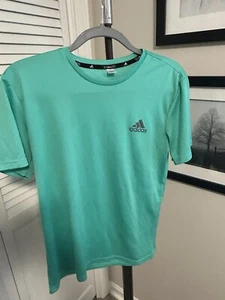 Adidas Athletic Green Climalite Shirt size Medium - Picture 1 of 2