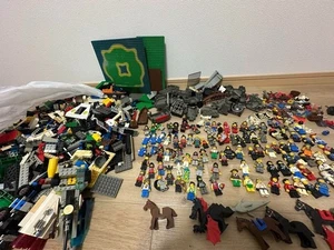 LEGO Minifigure Lot 100 Plus Castle Ninja Western Parts Bulk Set Vintage Japan - Picture 1 of 11
