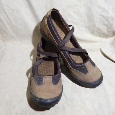 👟 Lands' End Correa en V Mary Jane Walkers talla 9,5 M cuero marrón; suelas resistentes Foto 1 de 4