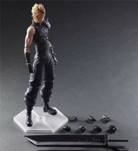 Modellino Play Arts Kai Final Fantasy VII Remake Cloud Strife PVC nuovo - Foto 1 di 11