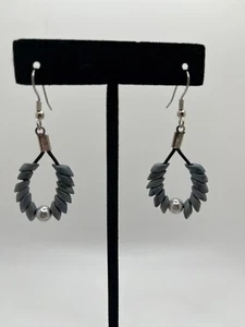 Gray and White pearl beaded handmade earrings - Picture 1 of 6