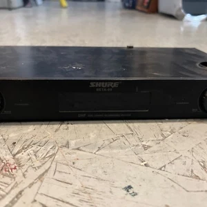Vintage Shure Beta-89 Wireless Microphone UHF Dual Channel No Power Supply - Picture 1 of 7