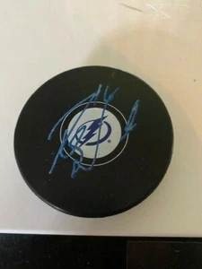 RILEY NASH SIGNED TAMPA BAY LIGHTNING PUCK - IN PERSON - Picture 1 of 2