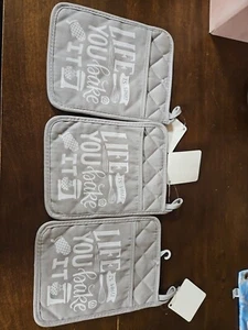 Life Is What You Bake It - Tasche Topflappen Ofenhandschuh Heißpad 9x7 grau - Bild 1 von 3