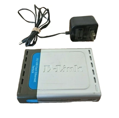 D-LINK ETHERNET SWITCH 10/100 Fast Ethernet Switch DSS-5+ + Power Supply - Image 1 of 4