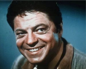Ross Martin Stars As Artemus Gordon In The Wild Wild West 8 x 10 Color - Picture 1 of 2
