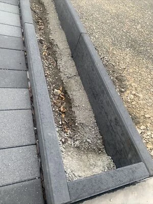 Rasenkantensteine Anthrazit - Bild 1 von 3