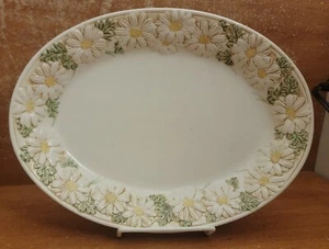 Metlox Poppytrail SCULPTURED DAISY 11" Oval Serving platter, USA, Very good - Picture 1 of 5