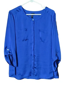 Blusa Relativity Azul Manga 3/4 Botón-Tab - Talla L, Ligera y Elegante - Imagen 1 de 12