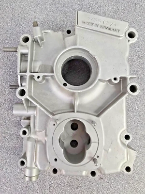 USED ORIGINAL GENUINE 1967 PORSCHE 912 ENGINE BLOCK 3RD THIRD MEMBER 755127 - Image 1 of 4