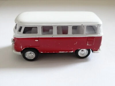 Kinsmart Volkswagen Classical Bus 1962 - Image 1 of 4