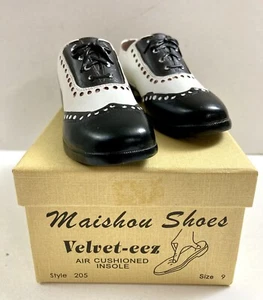 "Zapatos Oxford miniatura de vestir blanco y negro coleccionables 4"" cerámica con caja" - Imagen 1 de 19
