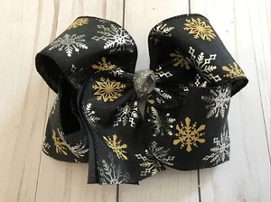 TaylorMade Boutique Haarschleife XXL Winter Schwarz Silber Gold Schneeflocken Schleife Neu - Bild 1 von 1