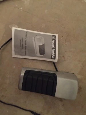 Afilador de cuchillos eléctrico Russell Hobbs Foto 1 de 4