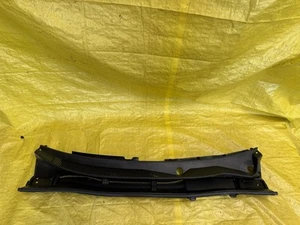 2013-2018 Toyota Rav4 Windshield Cowl Vent Panel 55708-0R030 - Picture 1 of 9