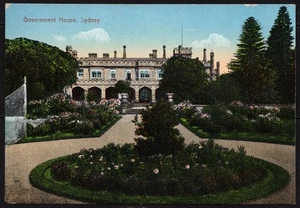 Australian Colour Postcard. "Government House, Sydney". Unposted. - Picture 1 of 2